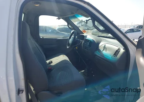 2000 Ford F-150 Work Series/Xl/Xlt z USA, uszkodzony, nr VIN 1FTZF1728YKA74687